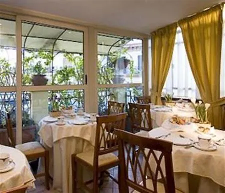 La Fenice Hotel 3*